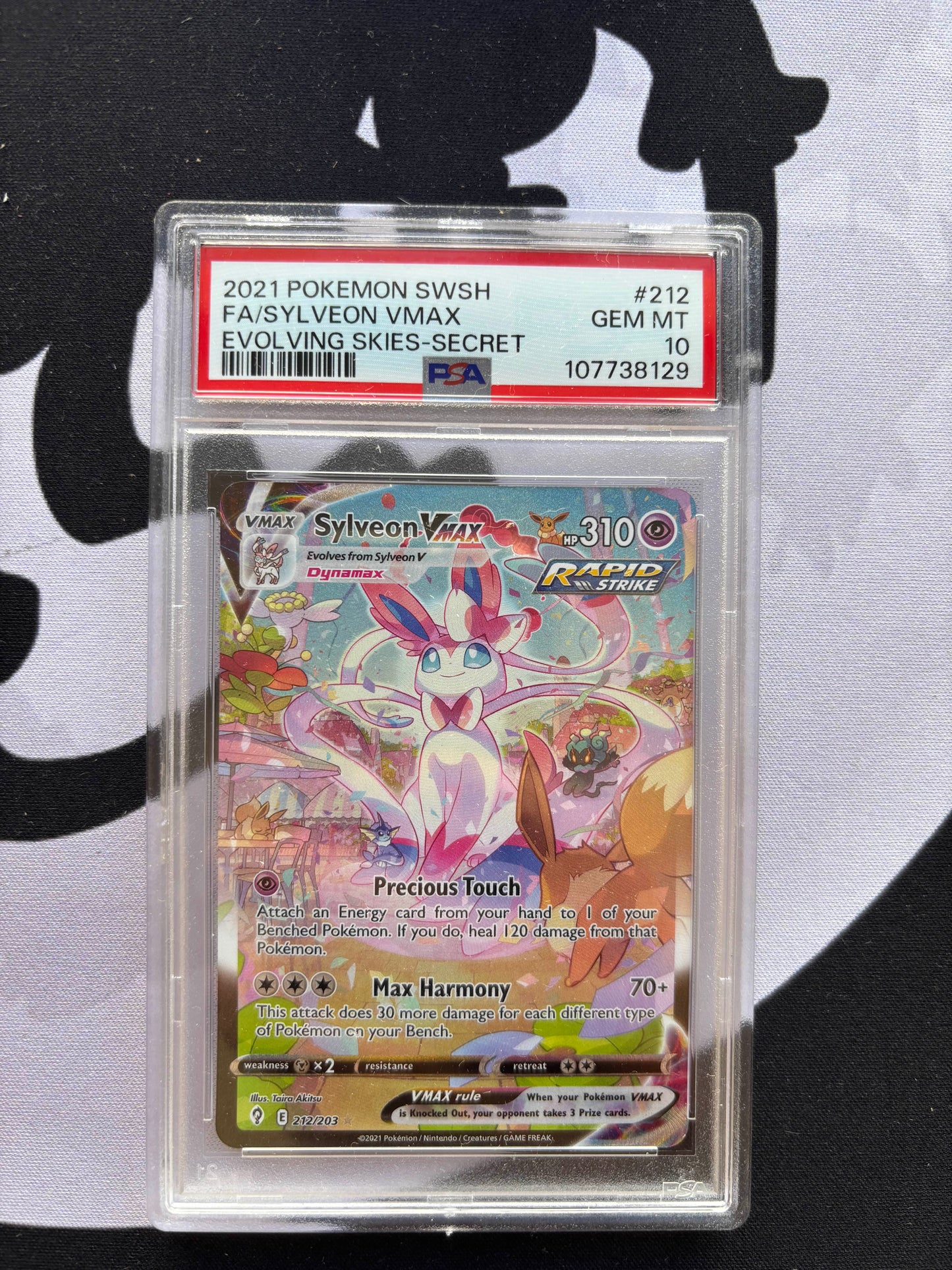 PSA 10 - Sylveon VMax Alternate Art - Evolving Skies